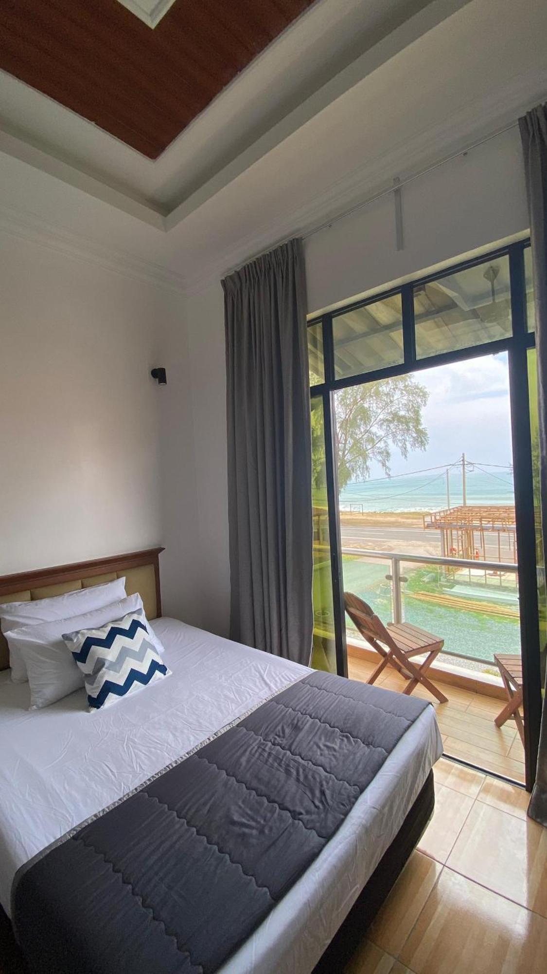 Eleven25 Roomstay Dungun Exterior photo