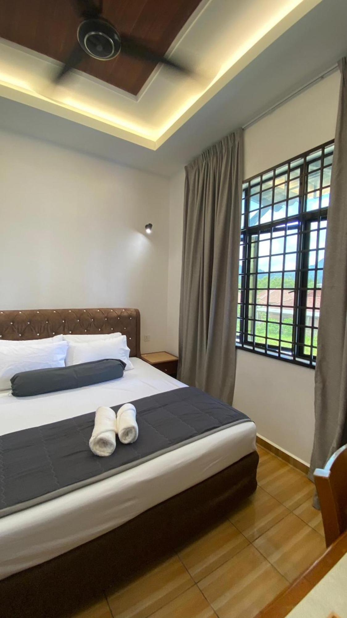 Eleven25 Roomstay Dungun Exterior photo