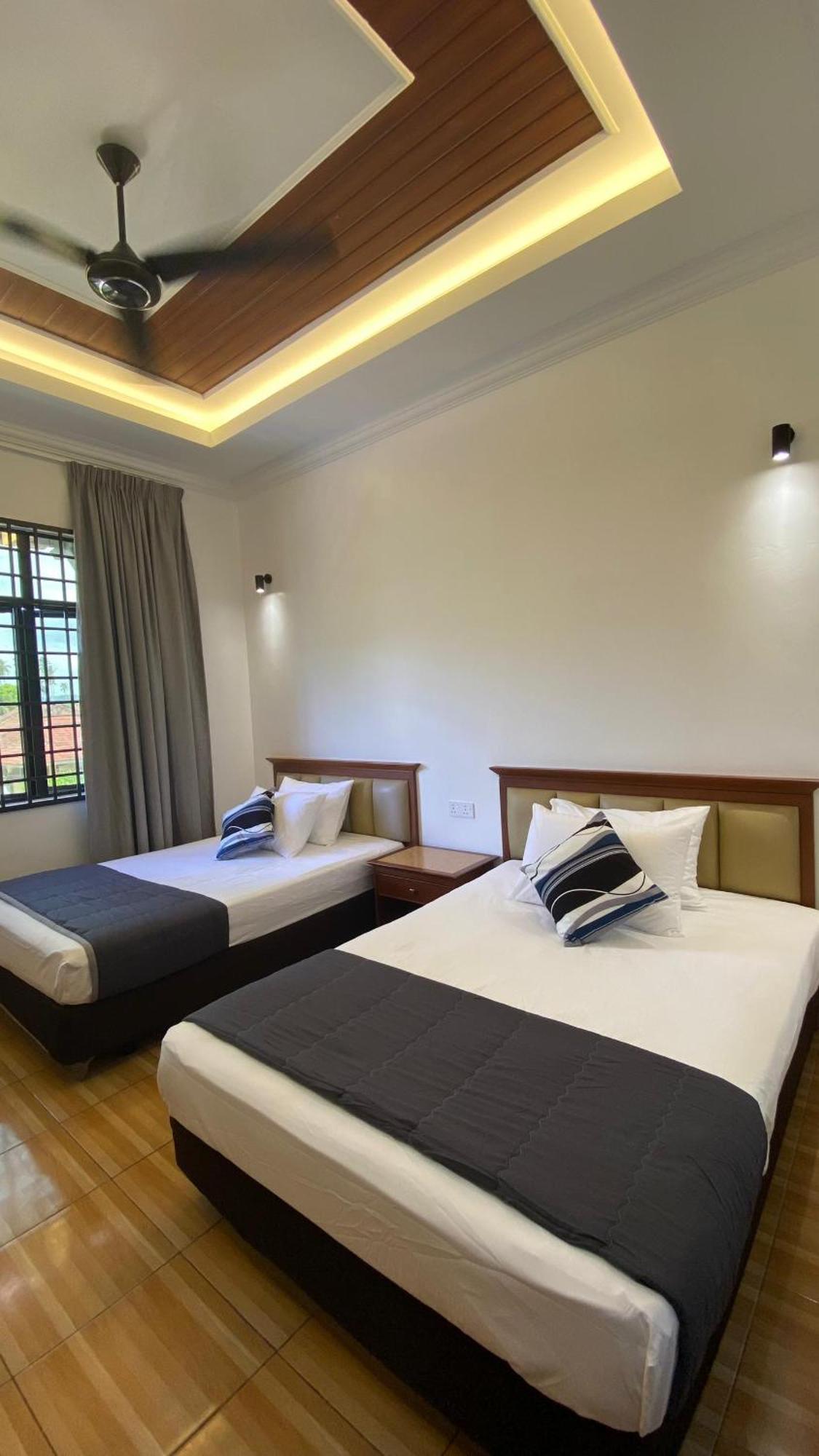 Eleven25 Roomstay Dungun Exterior photo