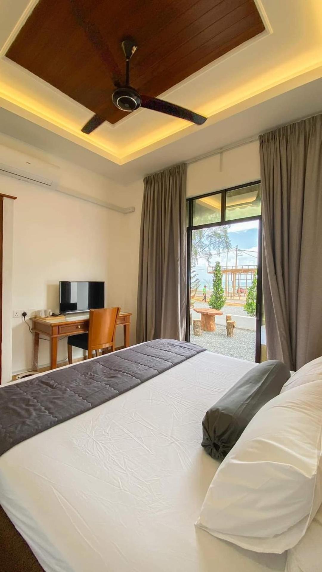Eleven25 Roomstay Dungun Exterior photo