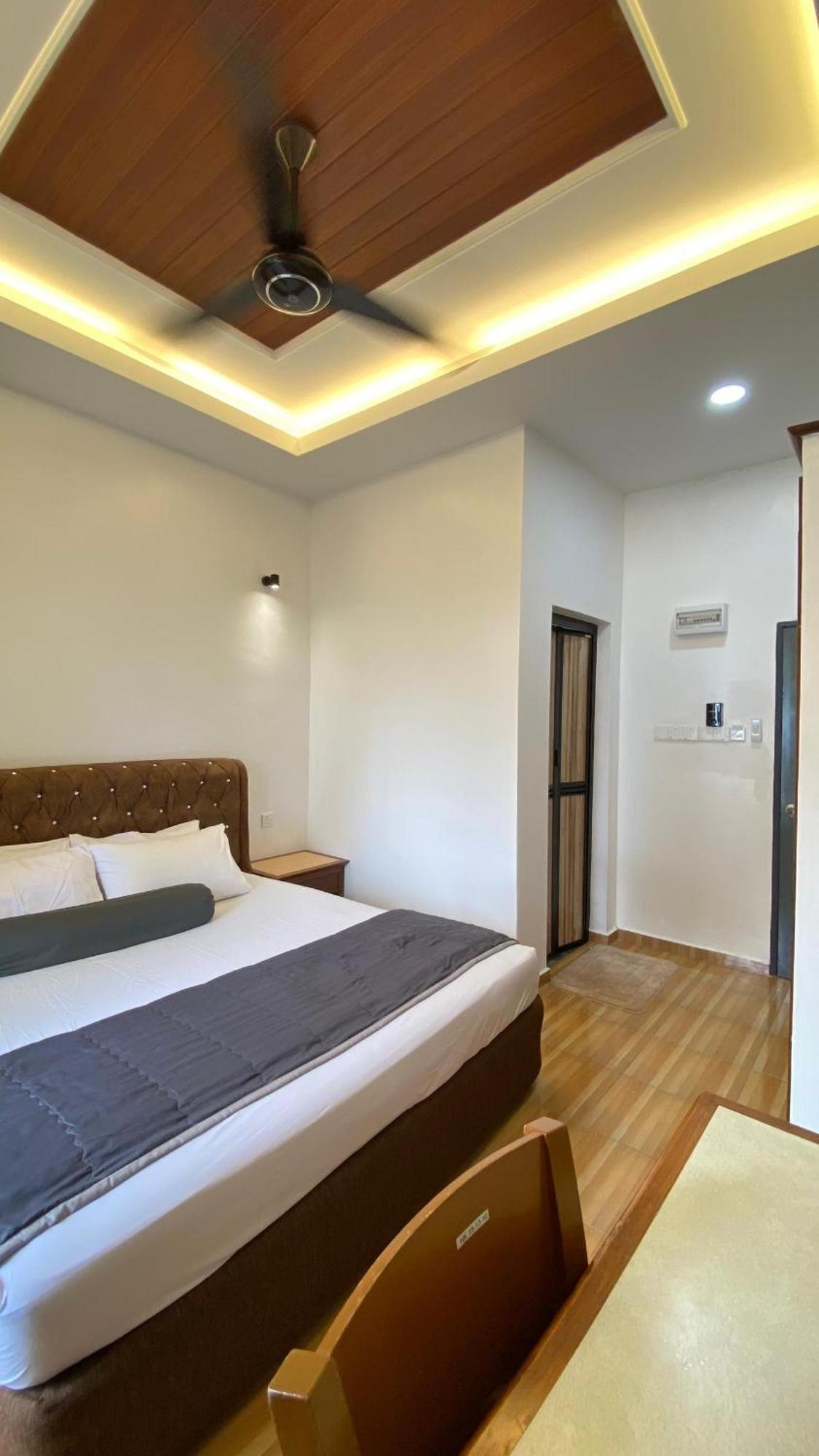 Eleven25 Roomstay Dungun Exterior photo