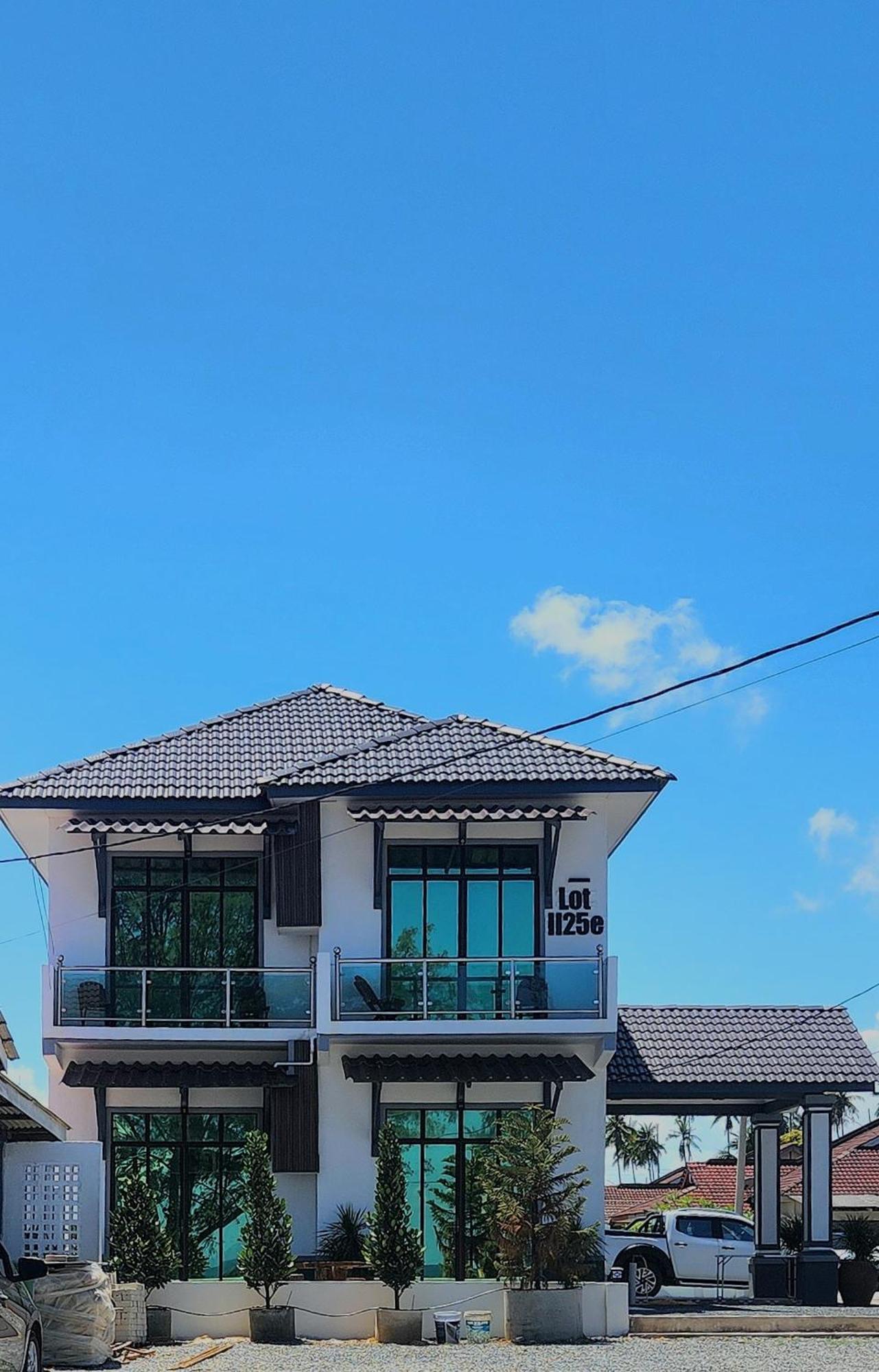 Eleven25 Roomstay Dungun Exterior photo